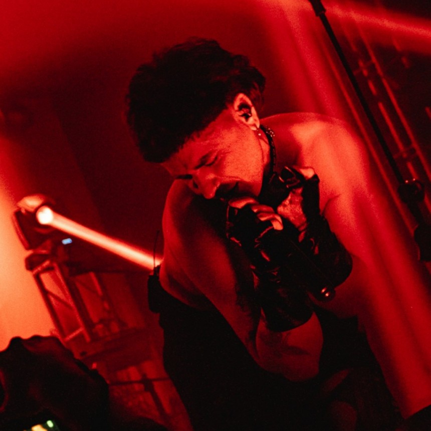 MONA BONDAGE. LA SANGRE QUE NECESITA EL ROCK